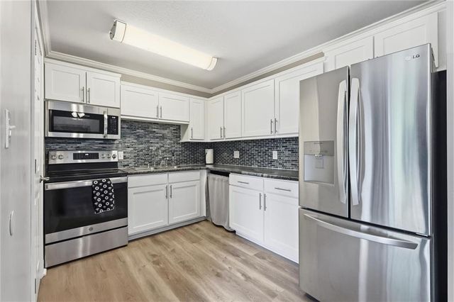 1825 Brook Street, Lawrence, KS 66044
