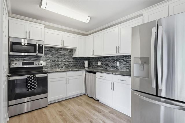 1825 Brook Street, Lawrence, KS 66044