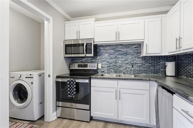 1825 Brook Street, Lawrence, KS 66044