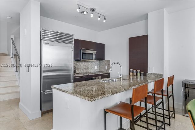 950 Brickell Bay Dr 5506, Miami, FL 33131