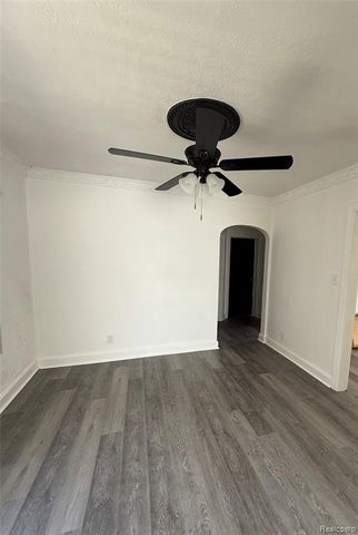 16570 Greenlawn Street, Detroit, MI 48221