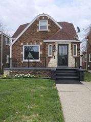 16570 Greenlawn Street, Detroit, MI 48221