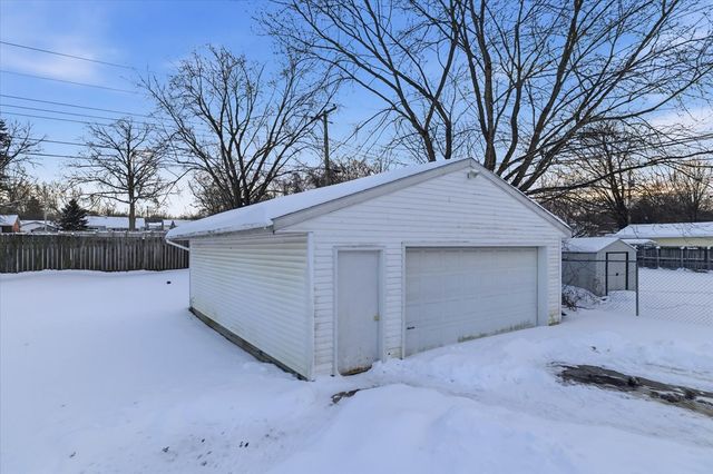 1990 Woodmont Road, Mansfield, OH 44905