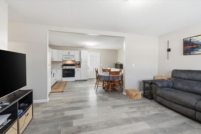 1990 Woodmont Road, Mansfield, OH 44905