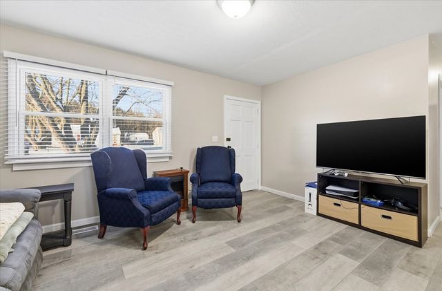 1990 Woodmont Road, Mansfield, OH 44905