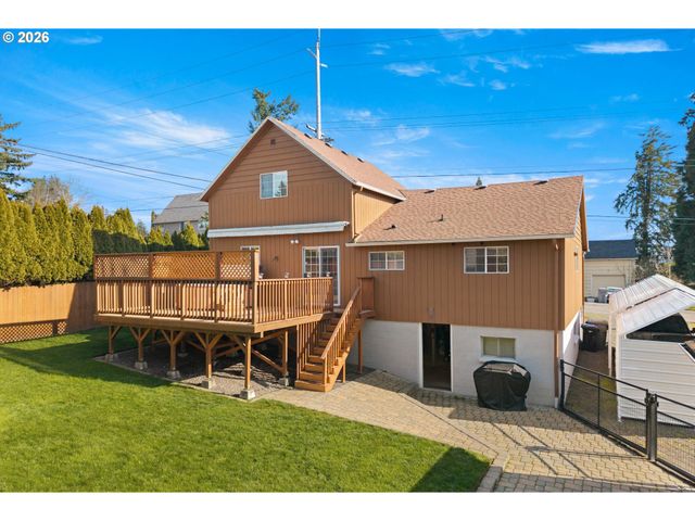 4264 SUSSEX St, West Linn, OR 97068