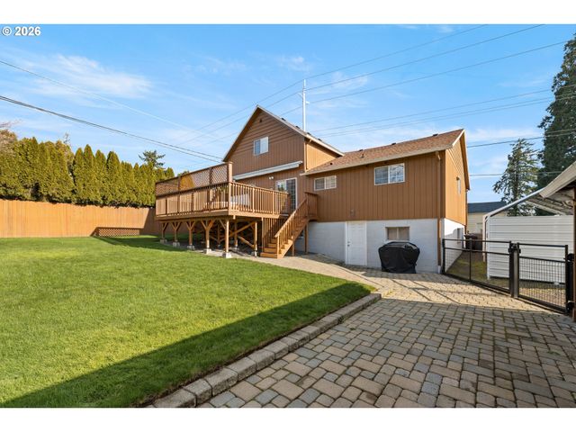 4264 SUSSEX St, West Linn, OR 97068