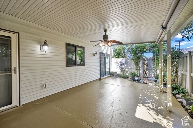 732 W 1175 N, Centerville, UT 84014