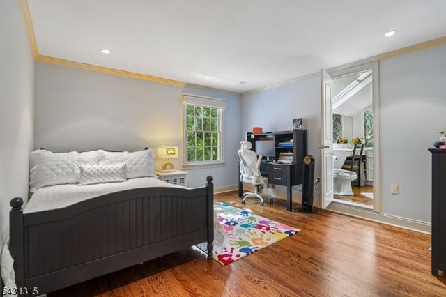 2 Briarwood Dr, Millburn Twp., NJ 07078