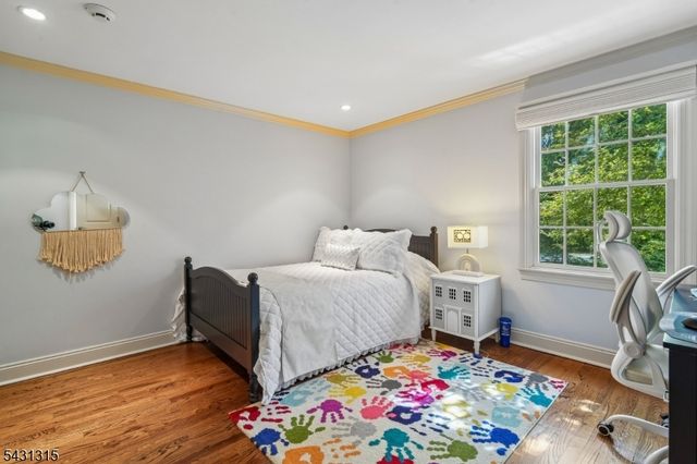 2 Briarwood Dr, Millburn Twp., NJ 07078