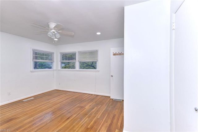 309 Corbin DR, Newport News, VA 23606