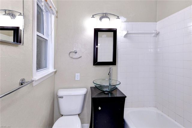 309 Corbin DR, Newport News, VA 23606