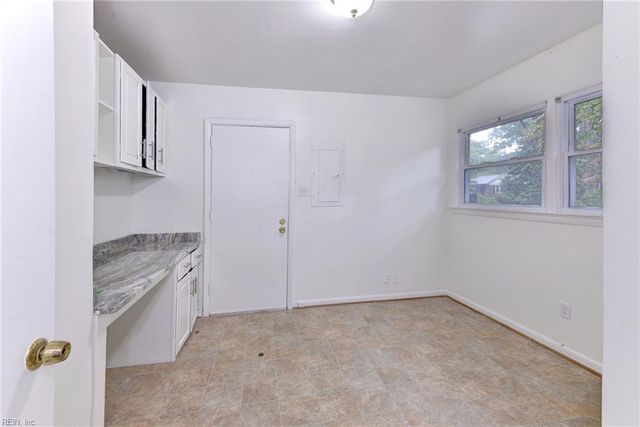 309 Corbin DR, Newport News, VA 23606