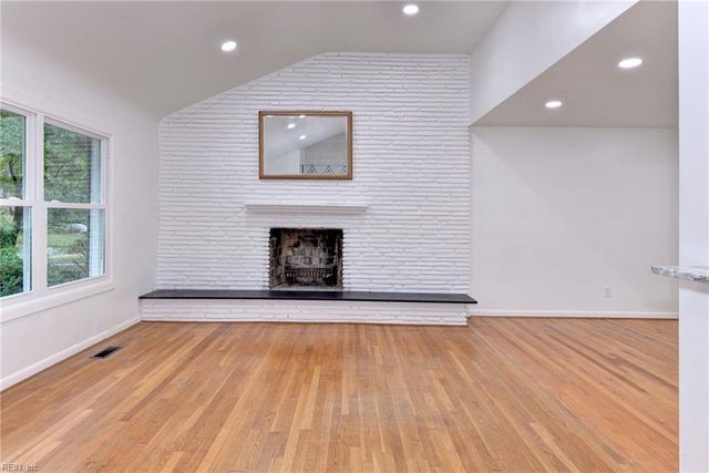 309 Corbin DR, Newport News, VA 23606