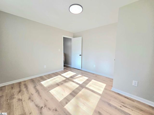 140 Campbell Bridge Road, Seneca, SC 29782