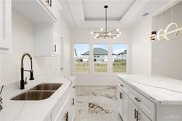 330 Merida Avenue, Donna, TX 78537