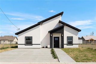 330 Merida Avenue, Donna, TX 78537