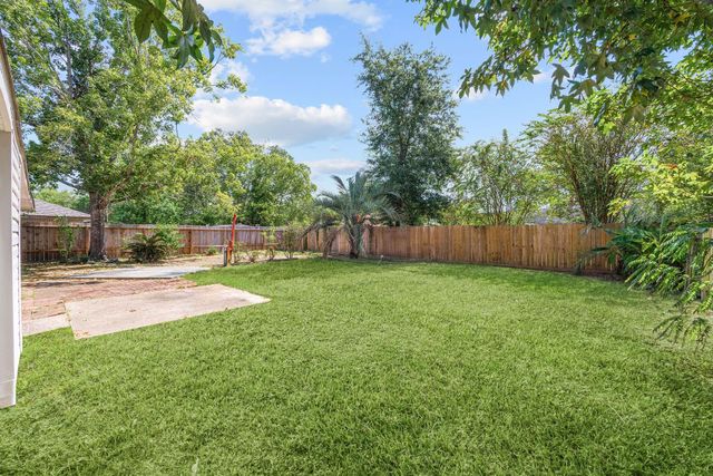 19722 Bellaw Woods Drive, Humble, TX 77338