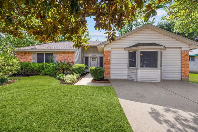 19722 Bellaw Woods Drive, Humble, TX 77338