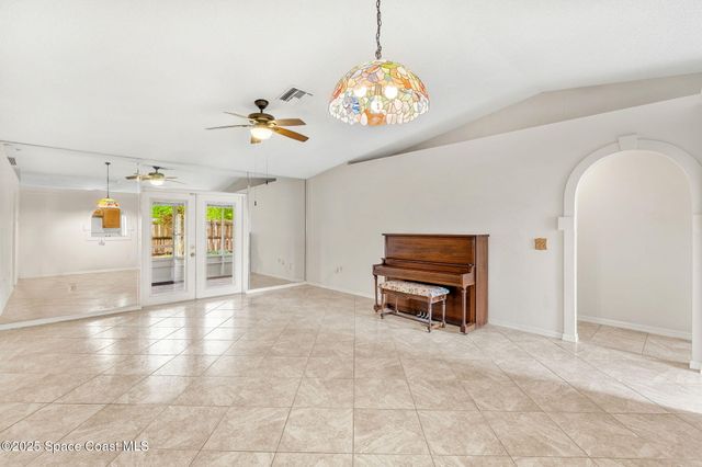 2841 Saint James Lane, Melbourne, FL 32935