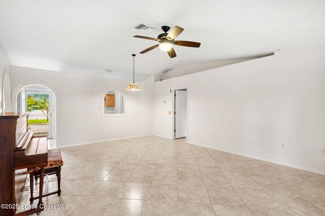 2841 Saint James Lane, Melbourne, FL 32935