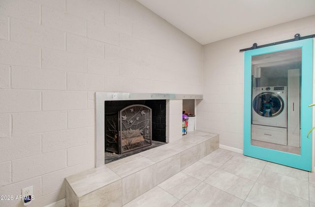 373 N Apache Drive, Chandler, AZ 85224