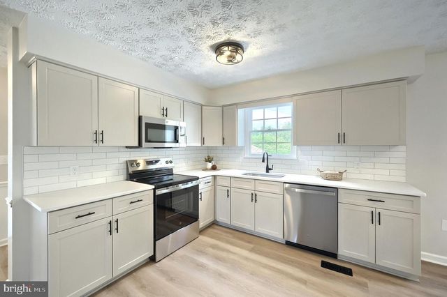 15257 WHITCRAFT RD, New Freedom, PA 17349