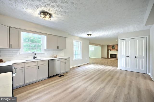 15257 WHITCRAFT RD, New Freedom, PA 17349