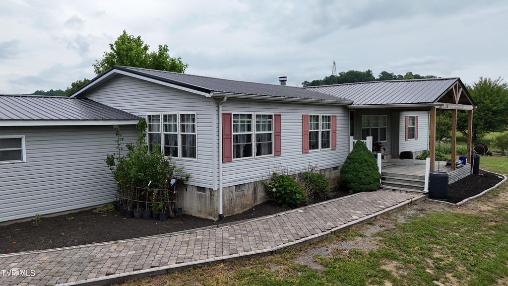 1168 Webster Valley Road, Rogersville, TN 37857
