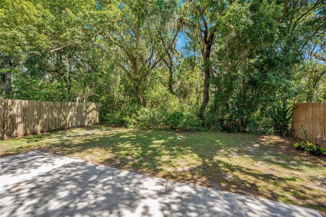 13727 GENTLE WOODS AVENUE, Riverview, FL 33569