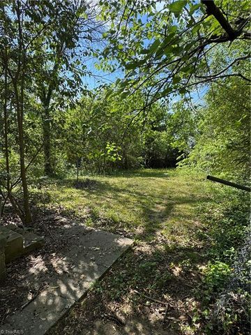 1204 Ragan Avenue, High Point, NC 27260