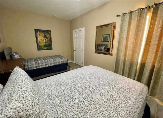 4510 East Cleveland Avenue, Las Vegas, NV 89104