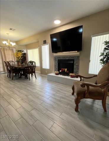 4510 East Cleveland Avenue, Las Vegas, NV 89104