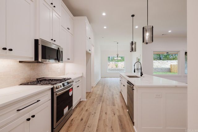 7017 Cold Creek Drive, Alexander, AR 72002