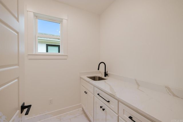 7017 Cold Creek Drive, Alexander, AR 72002