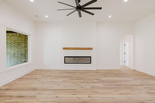 7017 Cold Creek Drive, Alexander, AR 72002