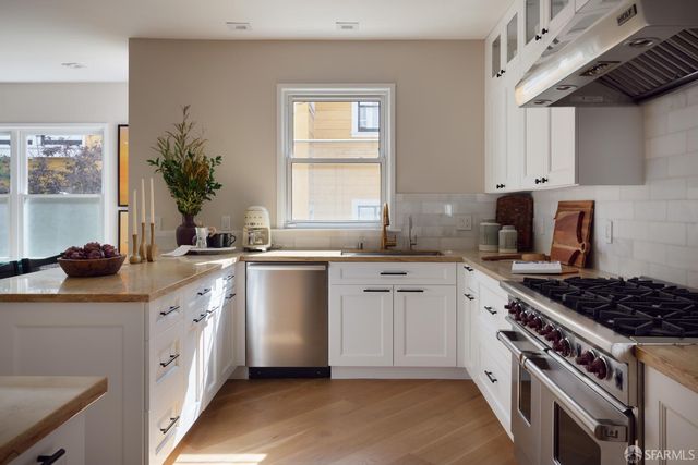 1161 Pacific Avenue, San Francisco, CA 94133