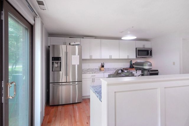 238 Brown Bear Crossing 238, Acton, MA 01720
