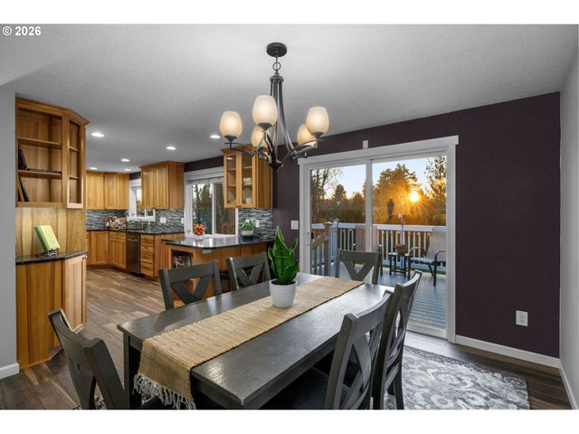 14323 Se BONNIE Way, Milwaukie, OR 97267