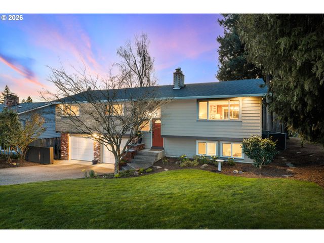 14323 Se BONNIE Way, Milwaukie, OR 97267