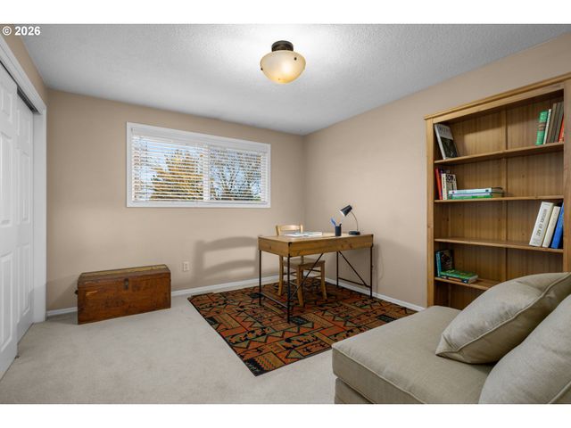 14323 Se BONNIE Way, Milwaukie, OR 97267