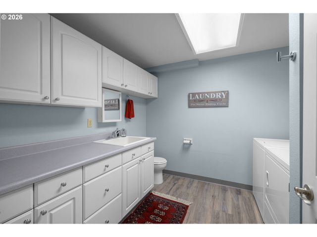 14323 Se BONNIE Way, Milwaukie, OR 97267