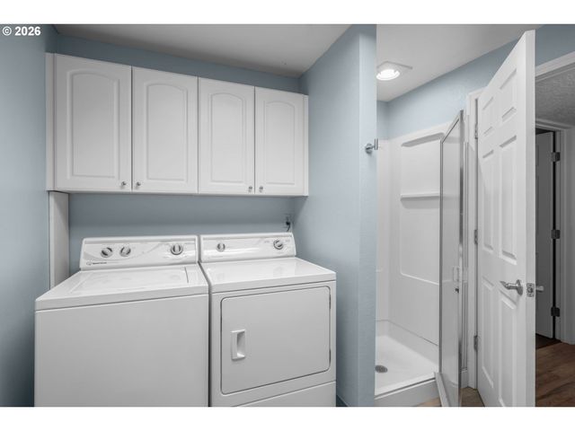 14323 Se BONNIE Way, Milwaukie, OR 97267