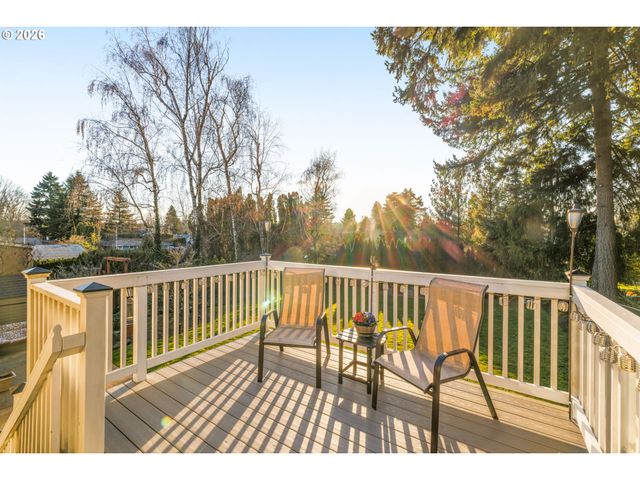 14323 Se BONNIE Way, Milwaukie, OR 97267