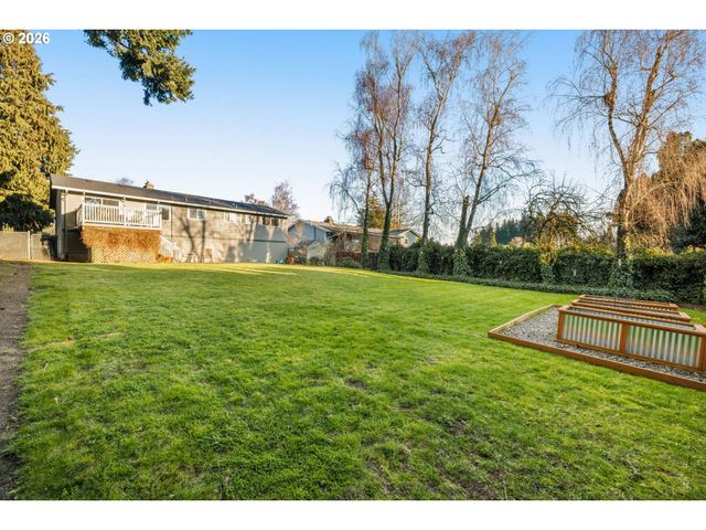 14323 Se BONNIE Way, Milwaukie, OR 97267