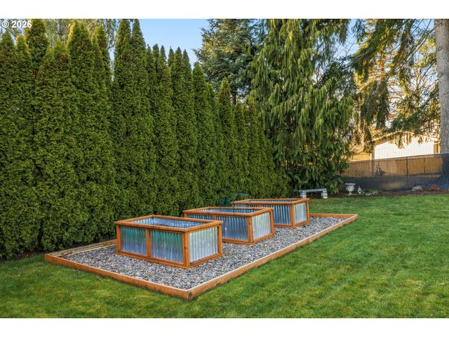 14323 Se BONNIE Way, Milwaukie, OR 97267