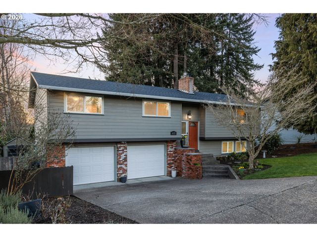 14323 Se BONNIE Way, Milwaukie, OR 97267