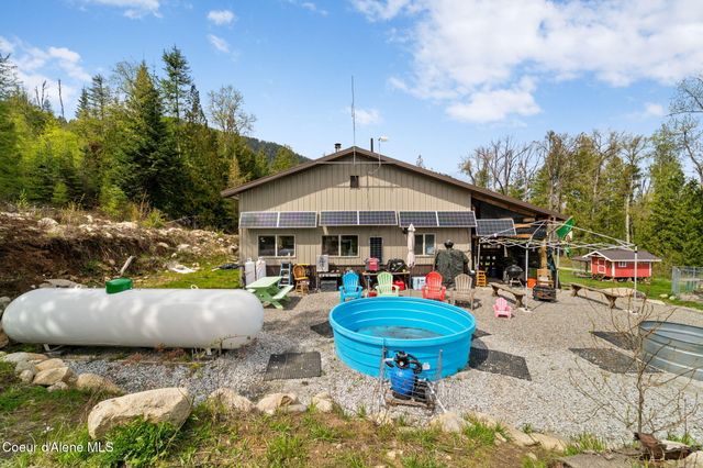 2636 Barnhardt Rd, Careywood, ID 83809
