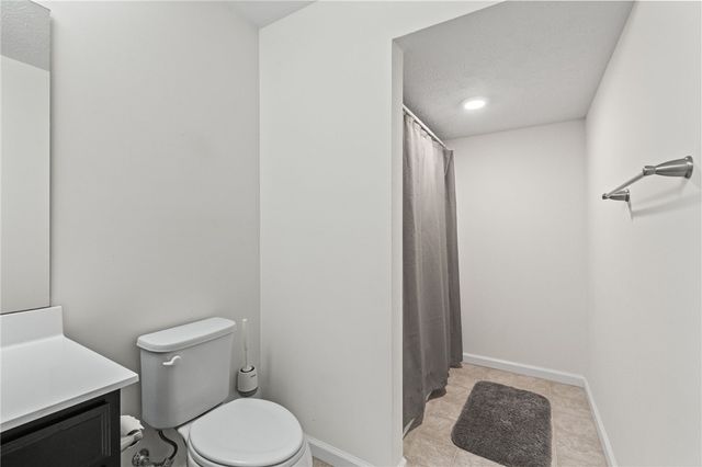 1148 Red Maple Drive, Troy, OH 45373
