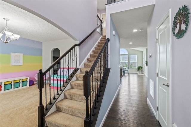1148 Red Maple Drive, Troy, OH 45373
